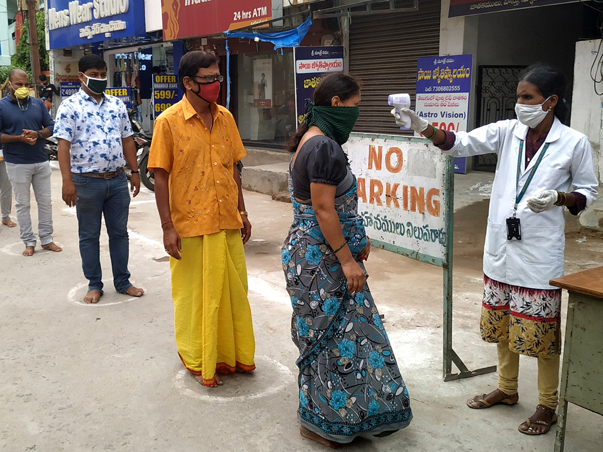 Guru Purnima Celebrations across Telugu States Photo Gallery - Sakshi11