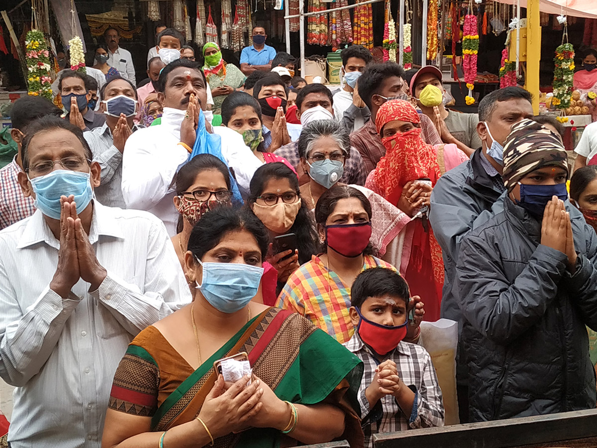 Guru Purnima Celebrations across Telugu States Photo Gallery - Sakshi13