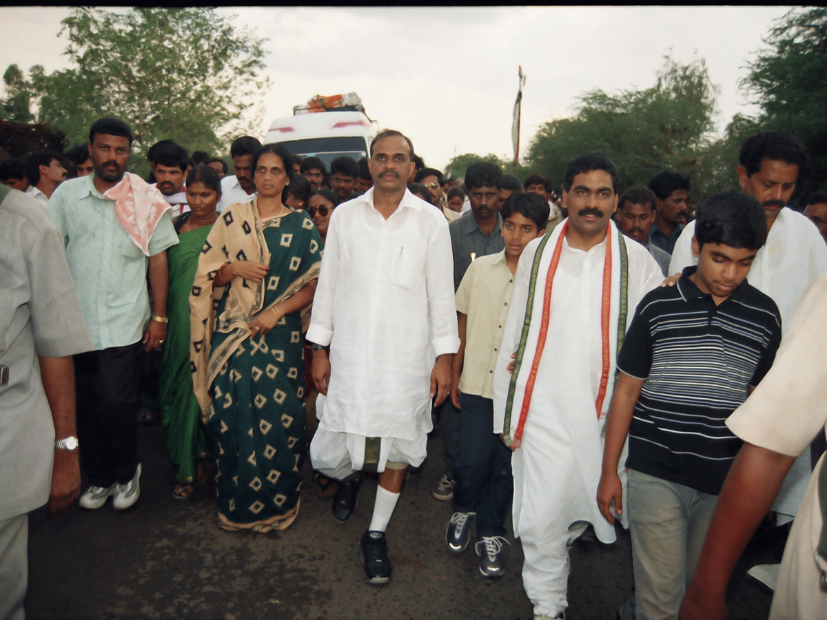 YS RajaShekar Reddy Padayatra Rare Photos Gallery - Sakshi14
