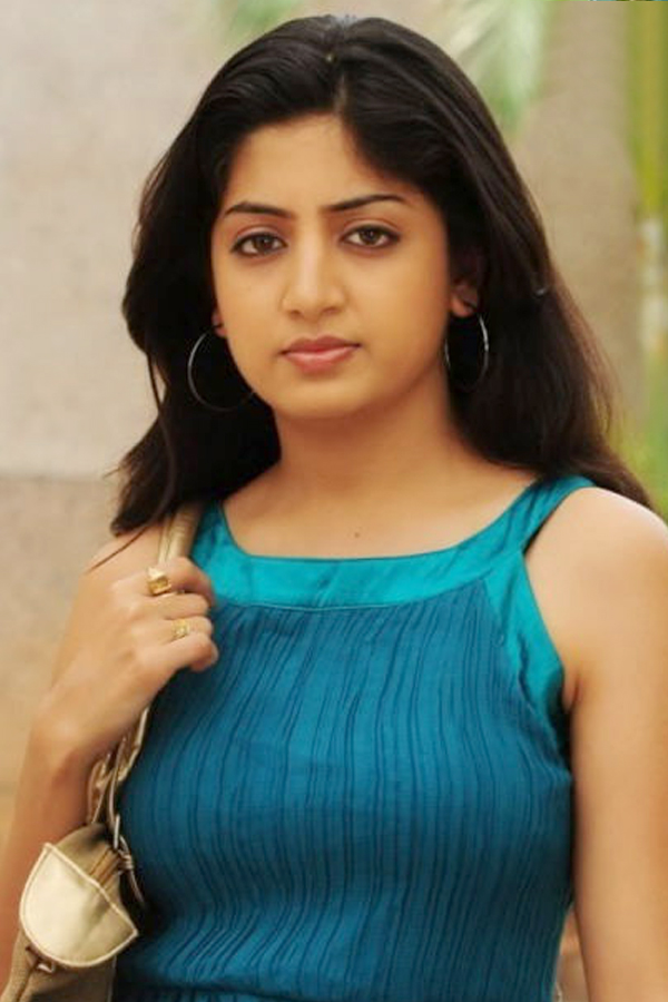 Actress Poonam Kaur exclusive photos gallery - Sakshi16