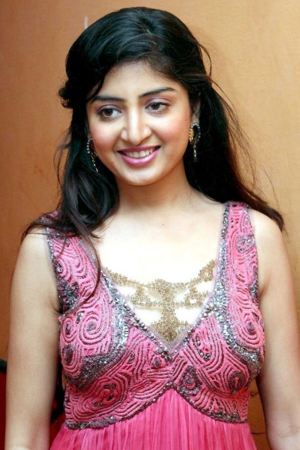 Actress Poonam Kaur exclusive photos gallery - Sakshi36