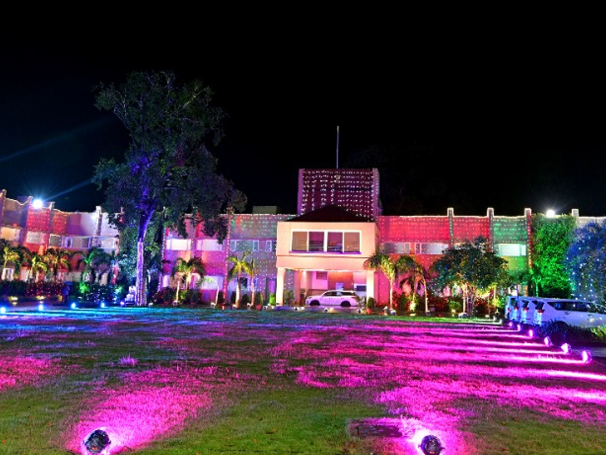 Andhra pradesh Raj Bhavan Lighting for 74th Independence Day Photo Gallery - Sakshi1