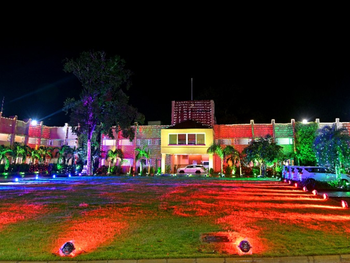 Andhra pradesh Raj Bhavan Lighting for 74th Independence Day Photo Gallery - Sakshi7