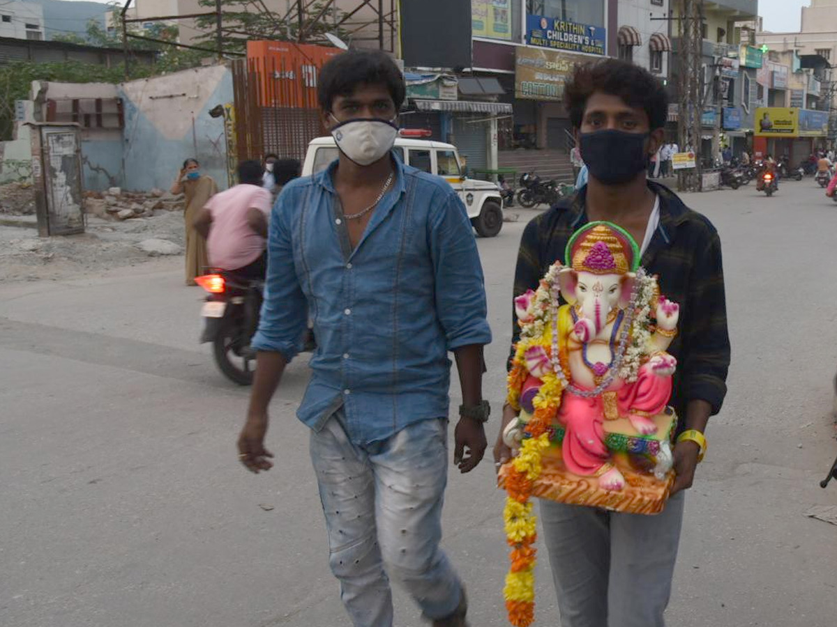 vinayaka chaturthi nimajjanam Photo Gallery - Sakshi14