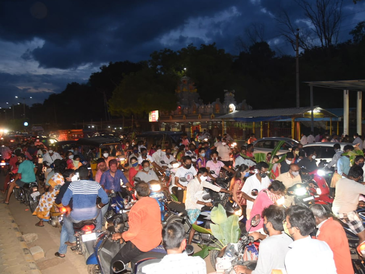 vinayaka chaturthi nimajjanam Photo Gallery - Sakshi32