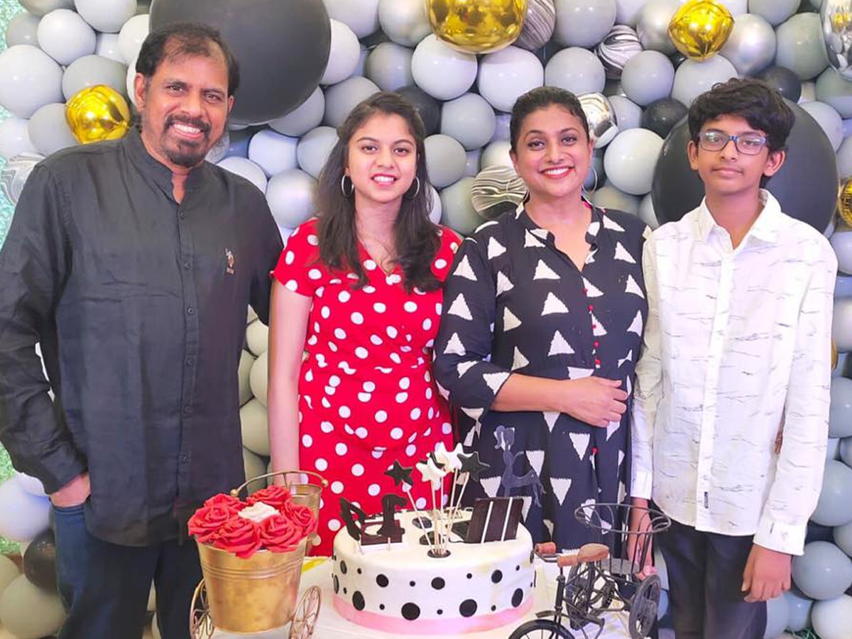 Anshumalika Selvamani  Birthday Photos - Sakshi9