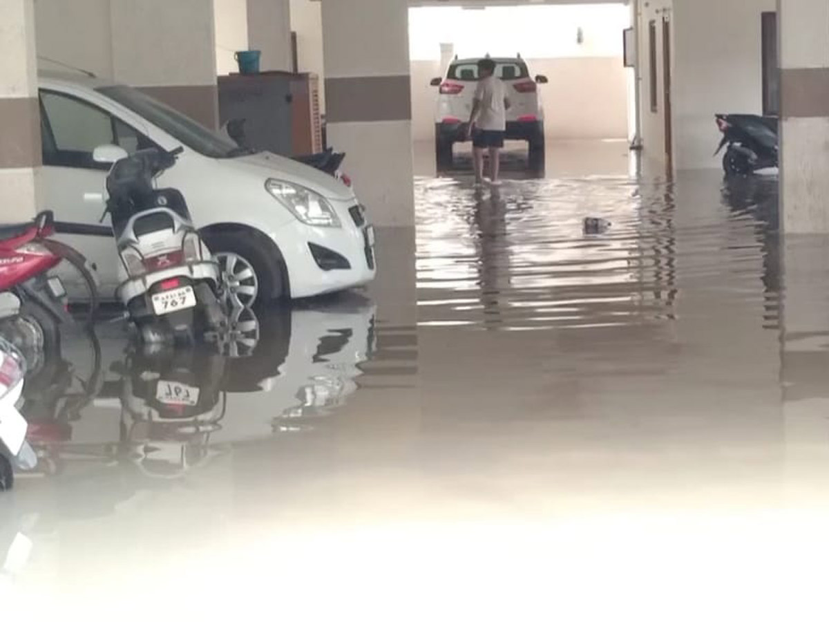 Heavy Rain in Andhra Pradesh Photo Gallery - Sakshi21