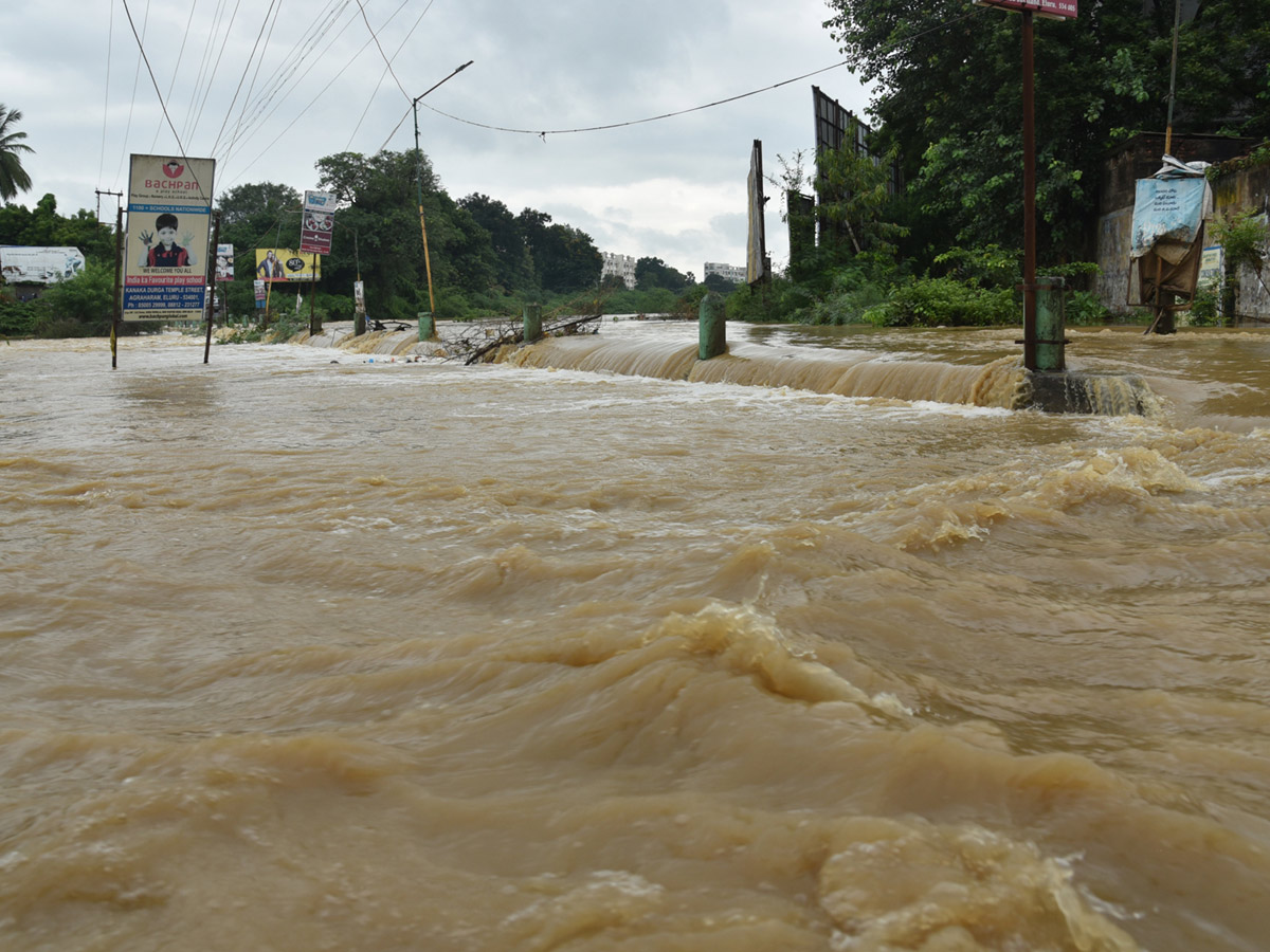 Heavy Rain in Andhra Pradesh Photo Gallery - Sakshi3