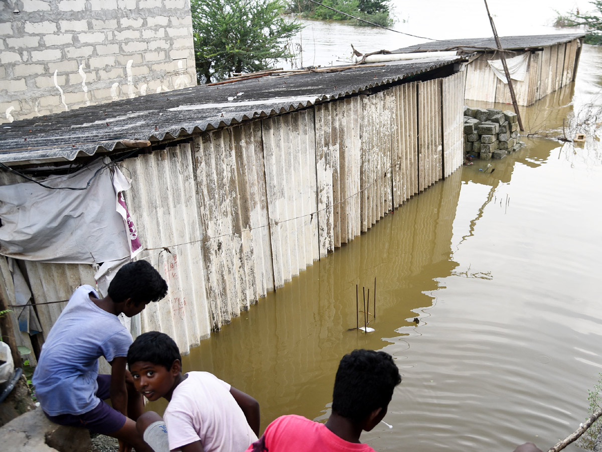 Heavy Rain in Andhra Pradesh Photo Gallery - Sakshi37
