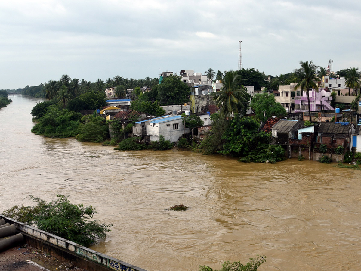 Heavy Rain in Andhra Pradesh Photo Gallery - Sakshi42