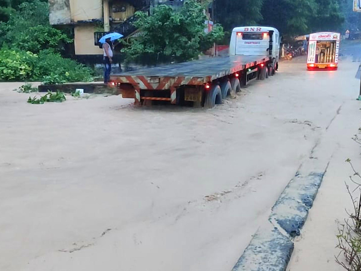 Heavy Rain in Andhra Pradesh Photo Gallery - Sakshi43