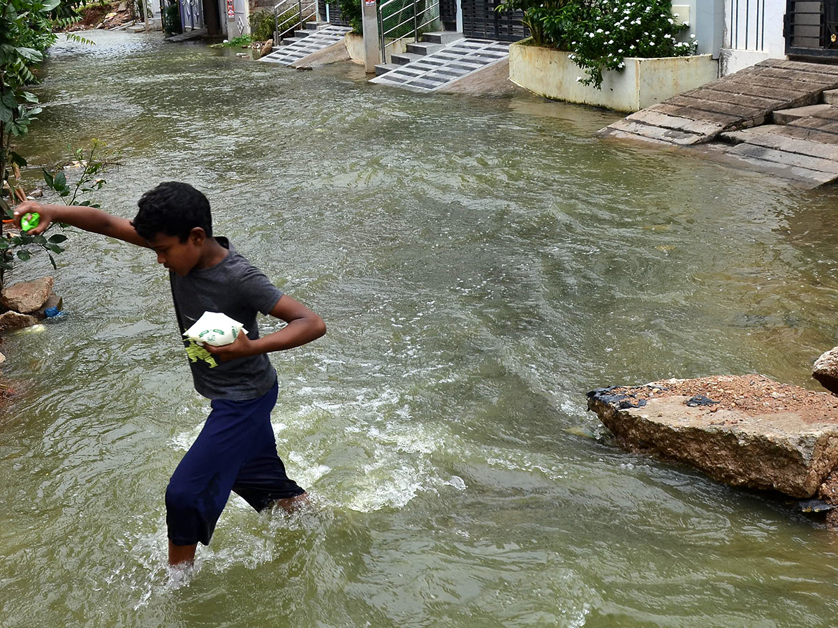 Heavy Rains in Hyderabad Photos - Sakshi3