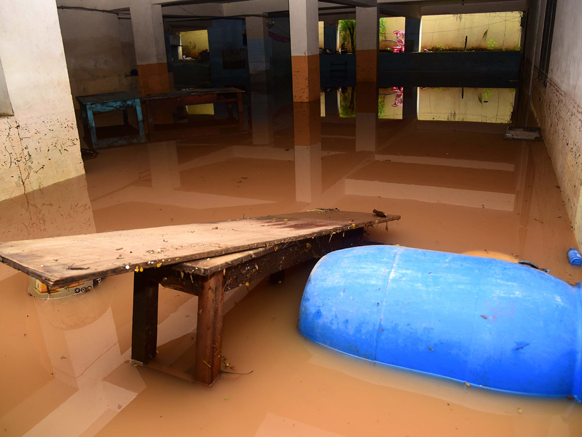 Heavy Rains in Hyderabad Photos - Sakshi7