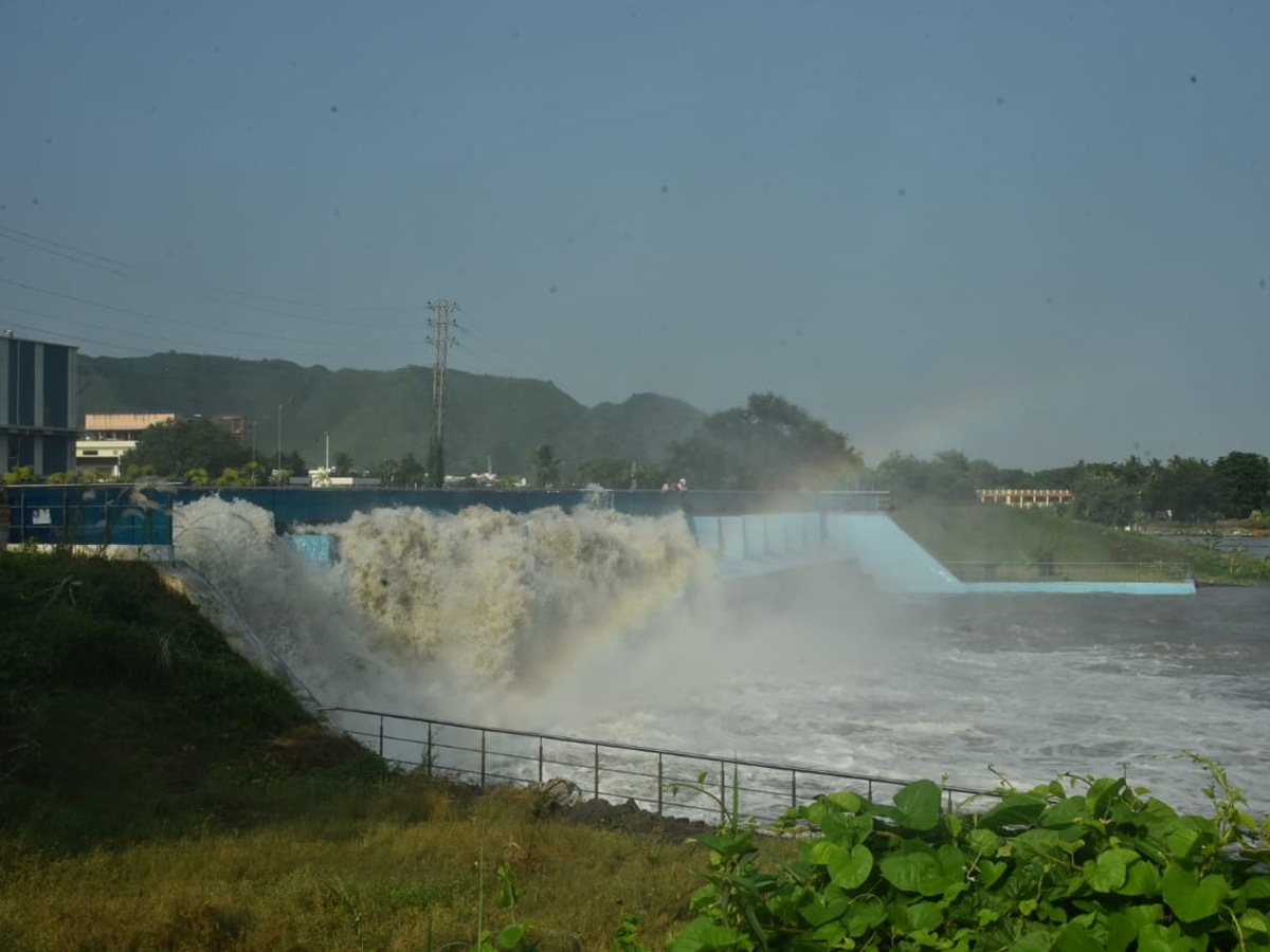 heavy waterfall in krishna river photo gallery - Sakshi5