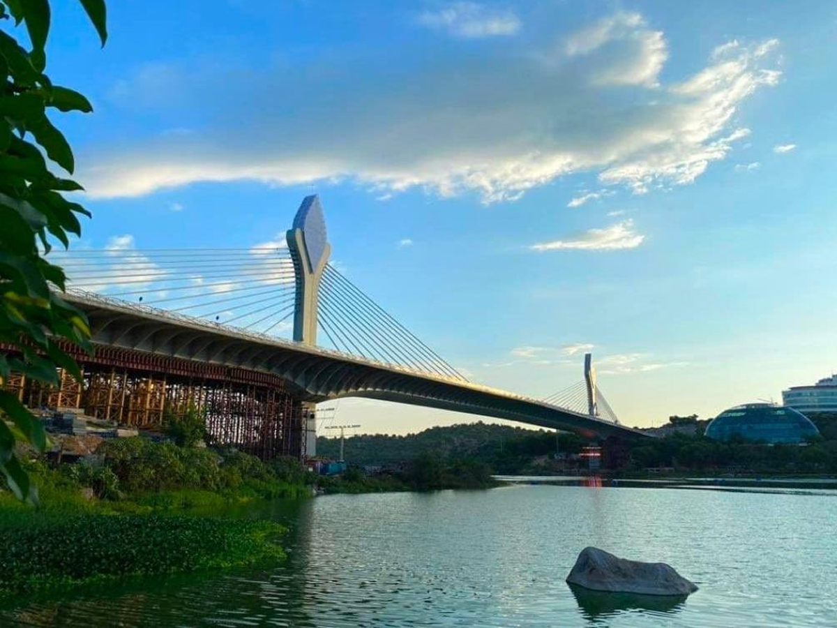Hyderabad Durgam Cheruvu cable bridge photos - Sakshi2