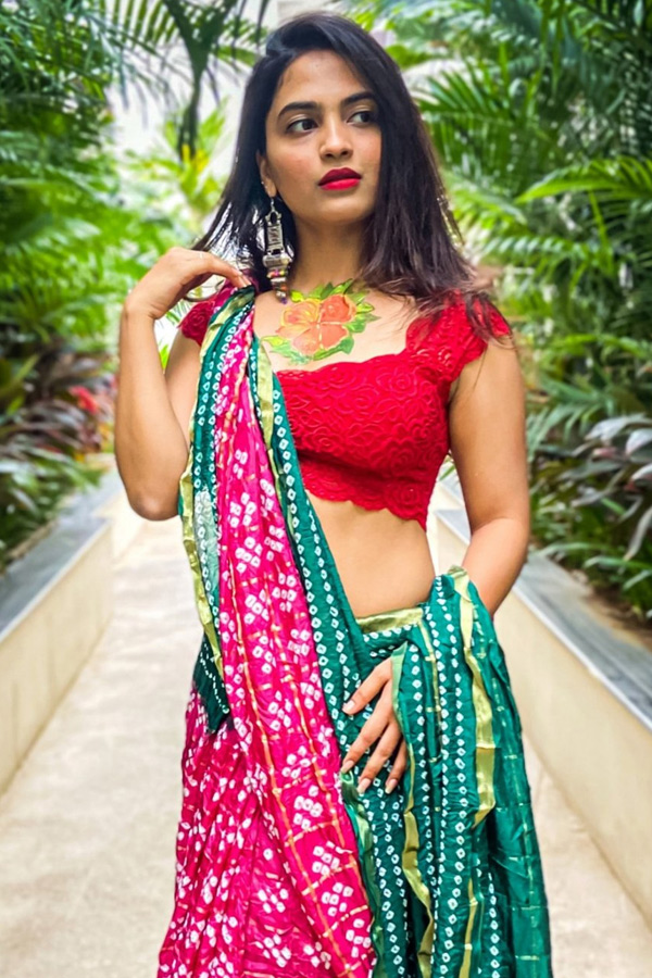 Bigg Boss Season 4 Dethadi Alekhya Harika Photo Gallery - Sakshi16