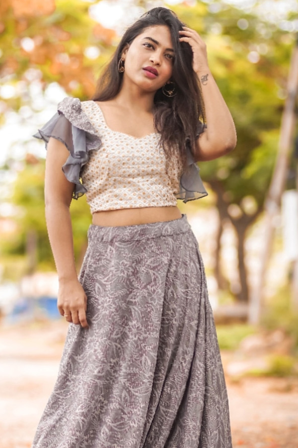 Bigg Boss Season 4 Dethadi Alekhya Harika Photo Gallery - Sakshi17