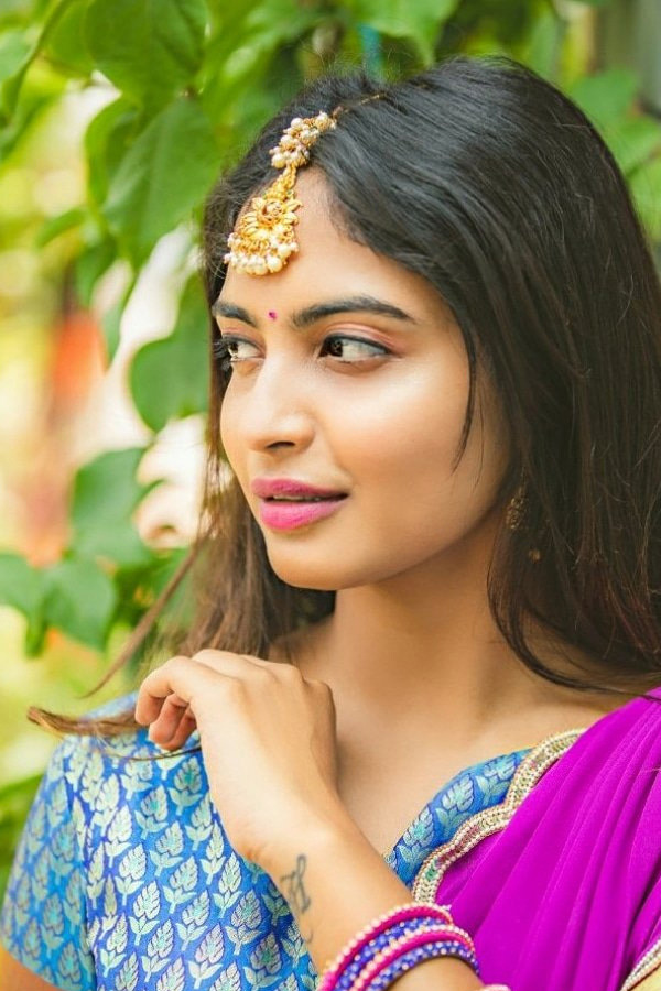 Bigg Boss Season 4 Dethadi Alekhya Harika Photo Gallery - Sakshi25
