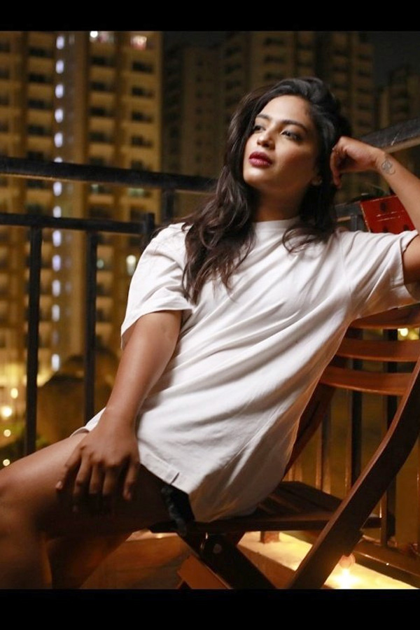Bigg Boss Season 4 Dethadi Alekhya Harika Photo Gallery - Sakshi35