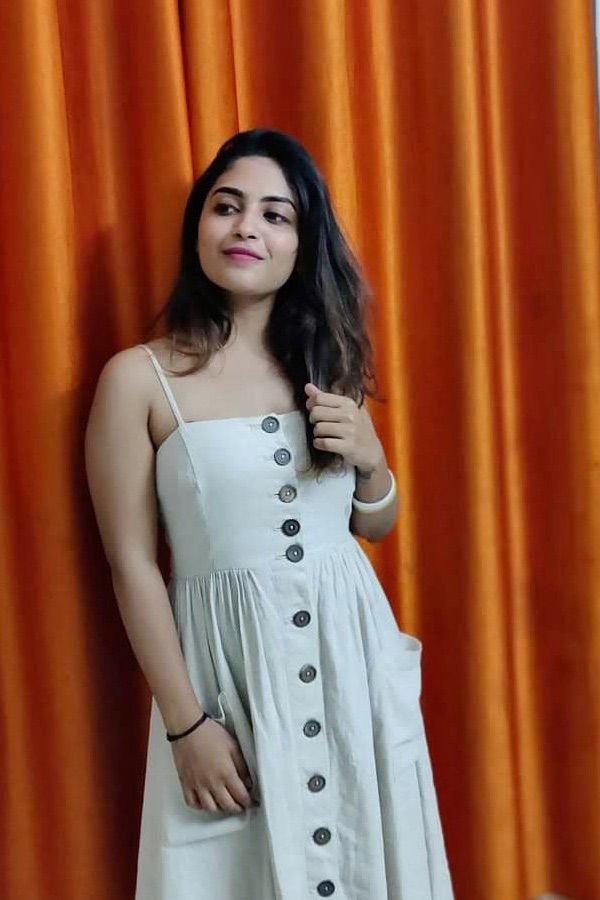 Bigg Boss Season 4 Dethadi Alekhya Harika Photo Gallery - Sakshi38