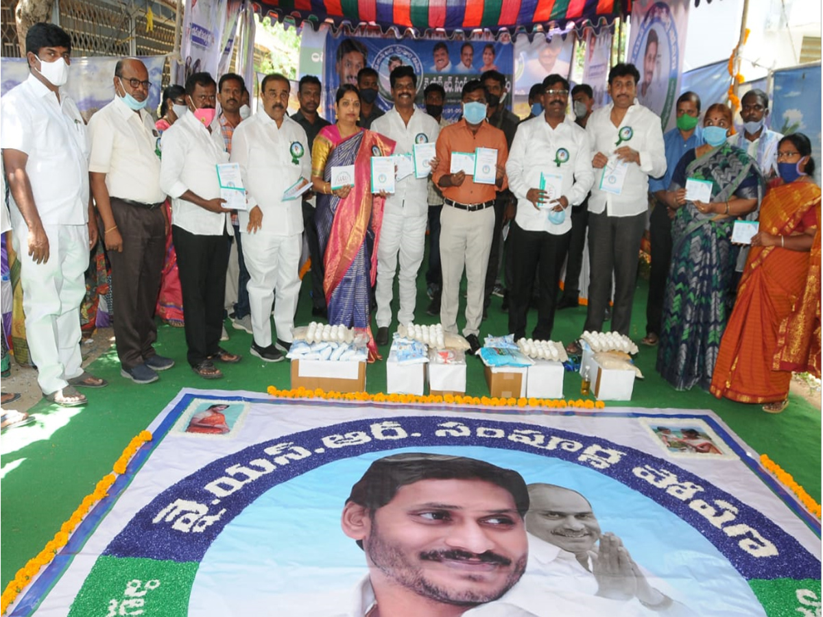 CM YS Jagan Launched YSR Sampurna Poshana Schemes Photo Gallery - Sakshi7