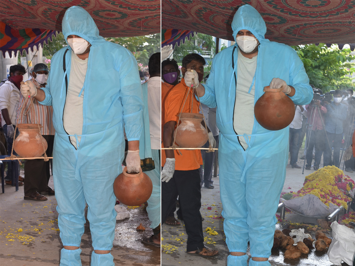 Jaya Prakash Reddys funeral ended Photo Gallery - Sakshi26