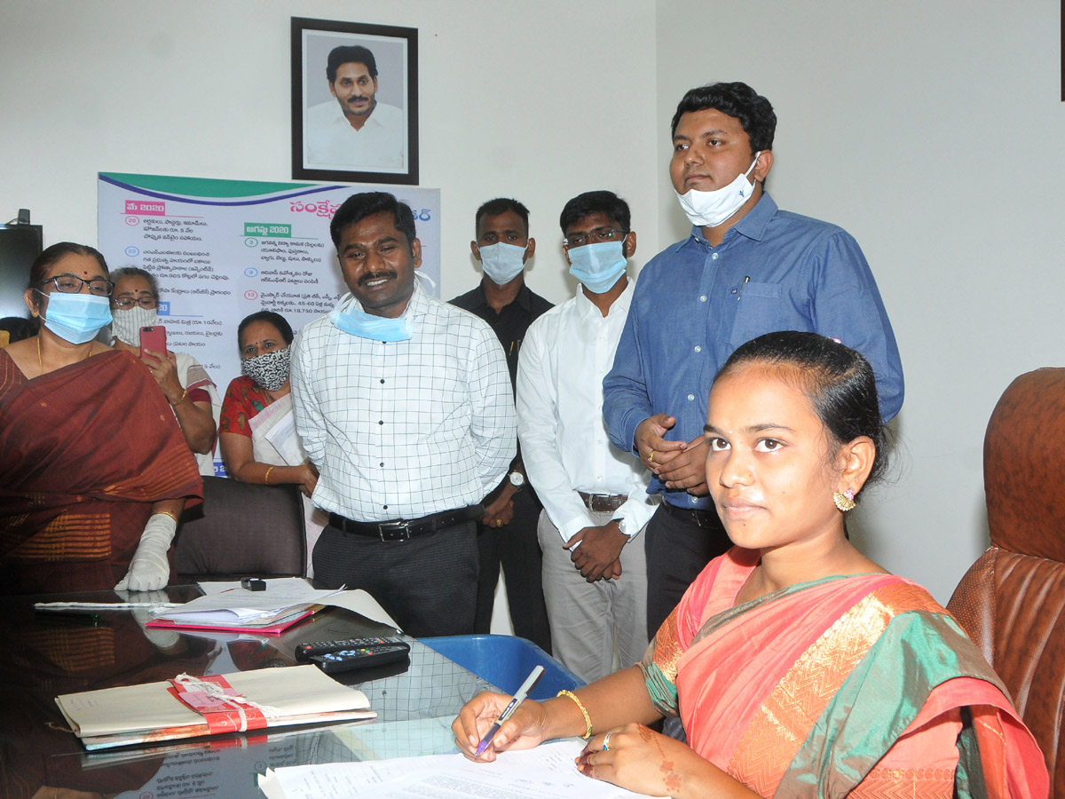 one day collector programme anantapur photos - Sakshi15