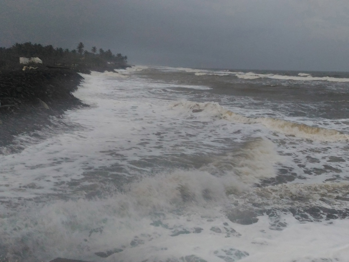 Heavy Rain Warning Issued For Andhra Pradesh Photos - Sakshi22