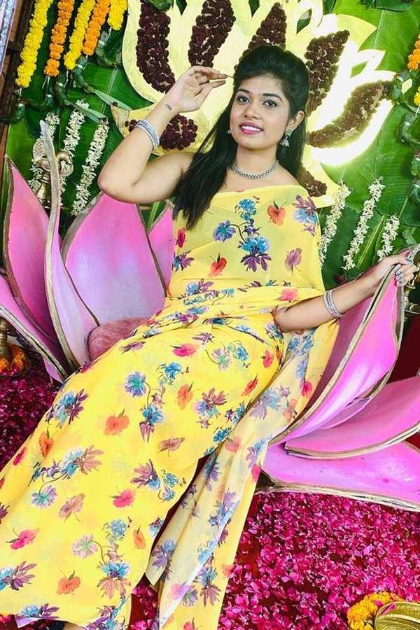 Rithu Chowdary Photos - Sakshi60
