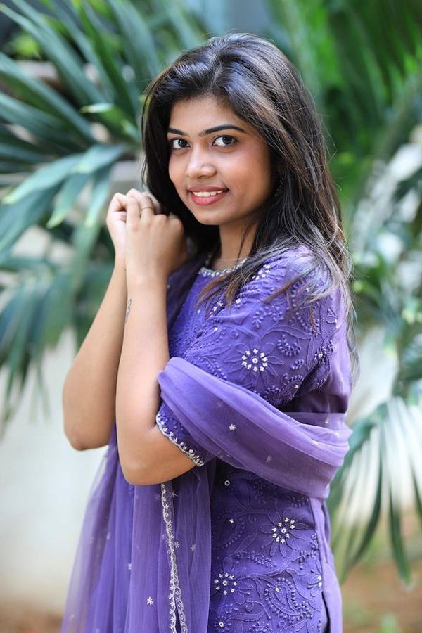 Rithu Chowdary Photos - Sakshi69