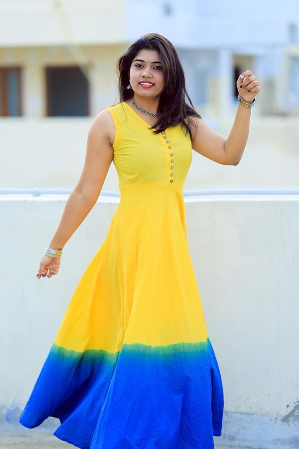 Rithu Chowdary Photos - Sakshi70