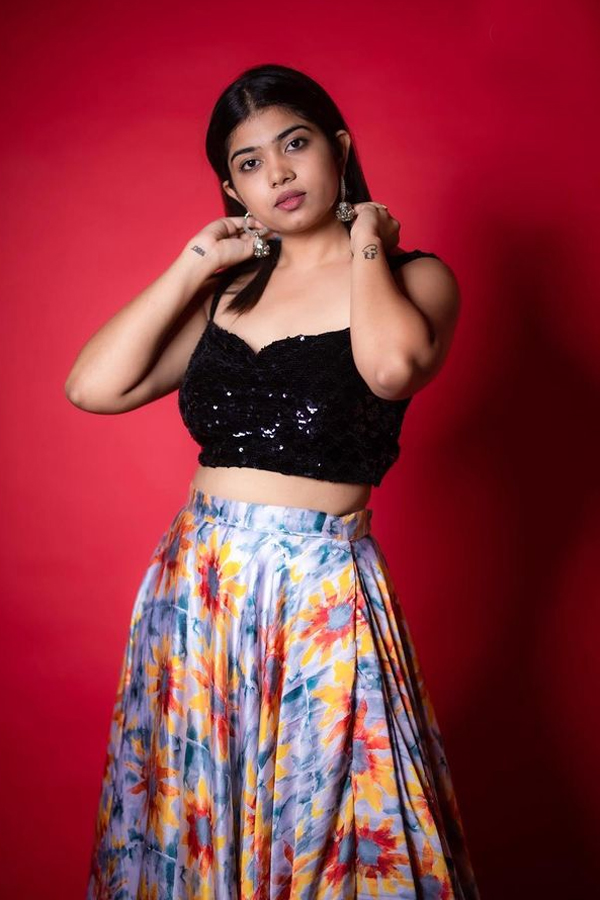 Rithu Chowdary Photos - Sakshi22