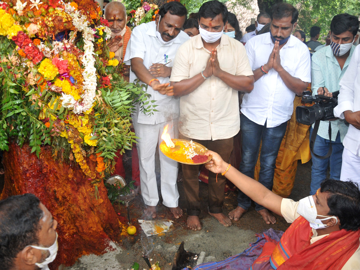 Sri Pydithalli Ammavari Temple Vizianagaram Photos - Sakshi16
