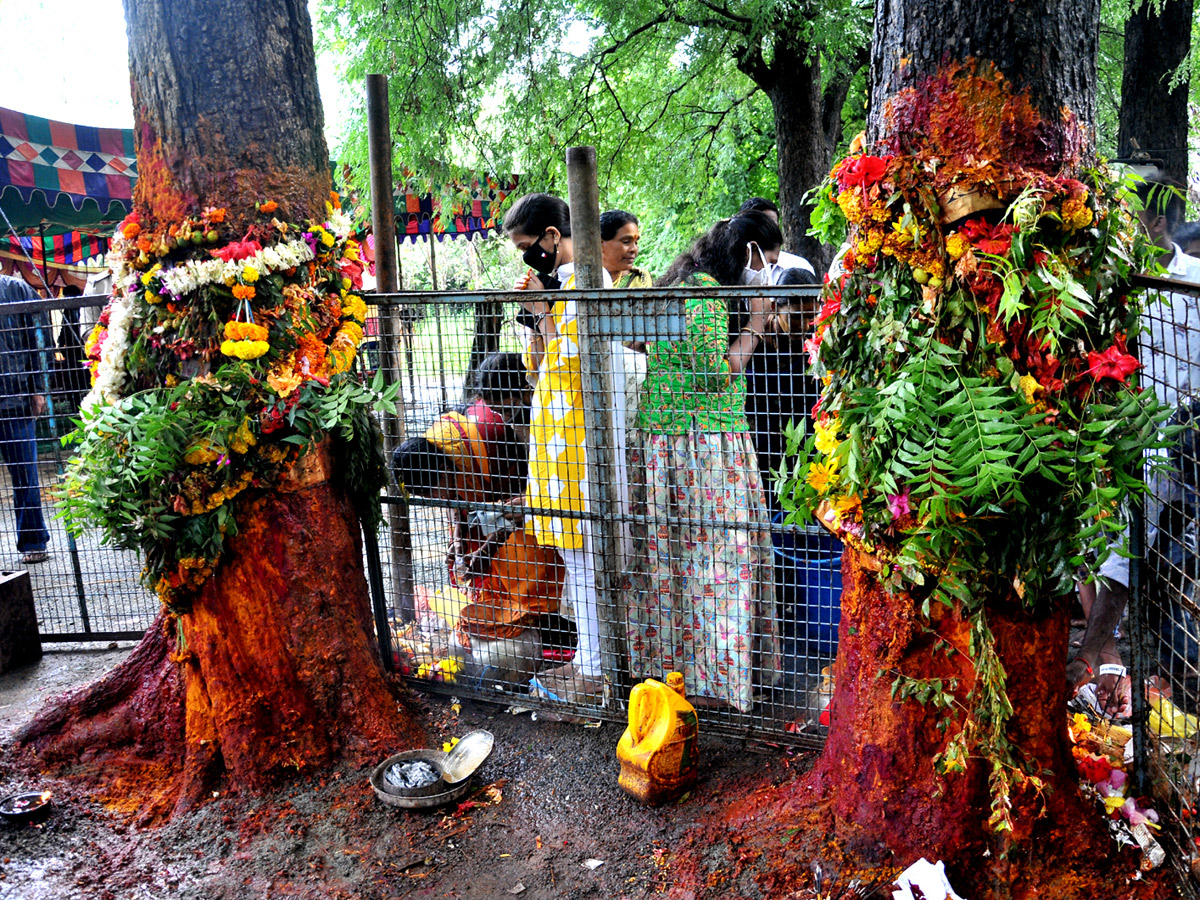 Sri Pydithalli Ammavari Temple Vizianagaram Photos - Sakshi20