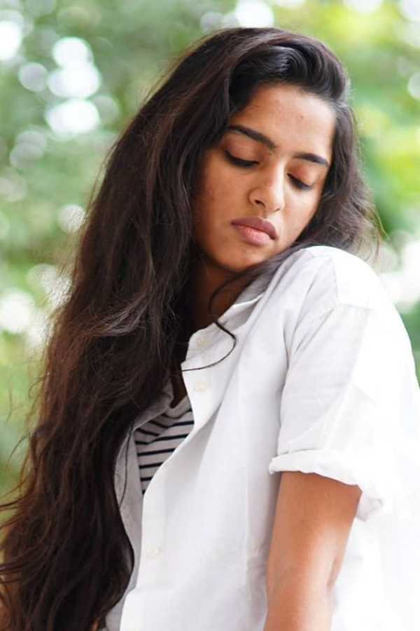 Colour Photo Movie Fame Divya Sripada Photos - Sakshi18