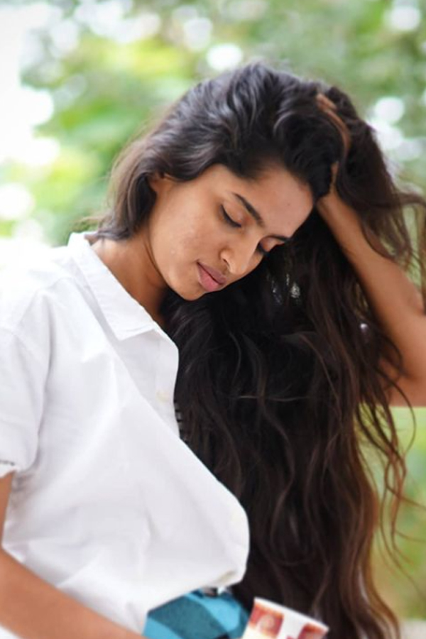 Colour Photo Movie Fame Divya Sripada Photos - Sakshi19