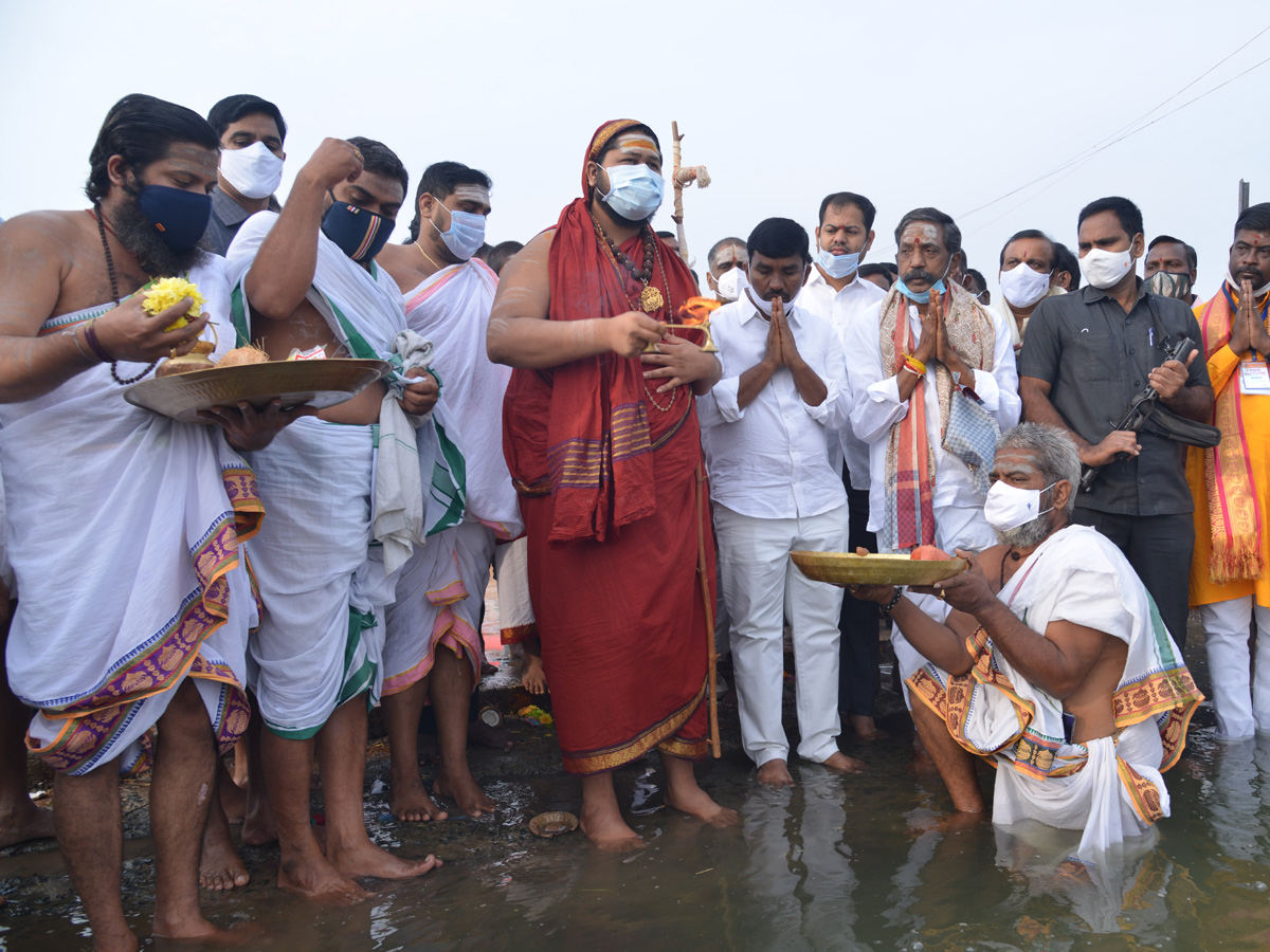Best photos of the week november 29 to December 06,2020 Photo Gallery - Sakshi17