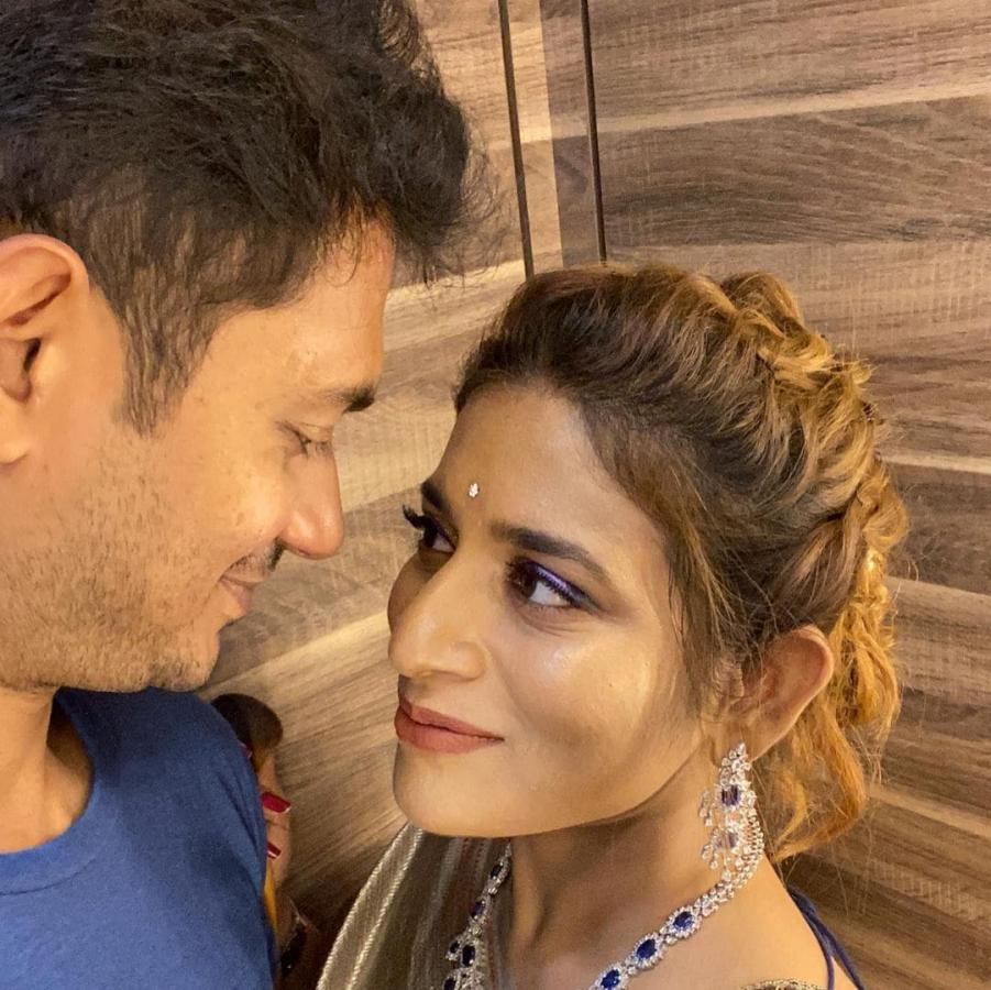 Chiranjeevi Daughter Sushmita Konidela With Husband Vishnu Prasad - Sakshi14