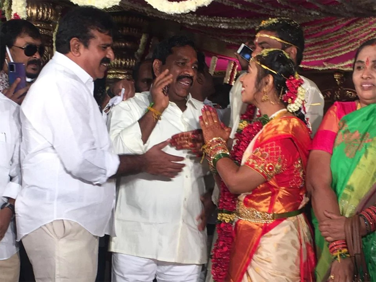 MLC Goreti Venkanna Daughter Wedding Photos - Sakshi11