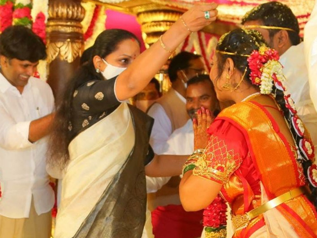 MLC Goreti Venkanna Daughter Wedding Photos - Sakshi7