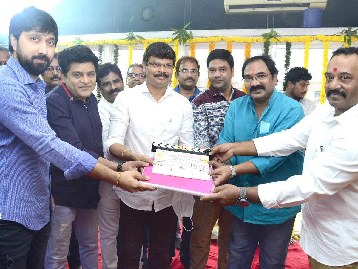 Andaru Bagundali Andulo Nenundali Movie Opening - Sakshi17