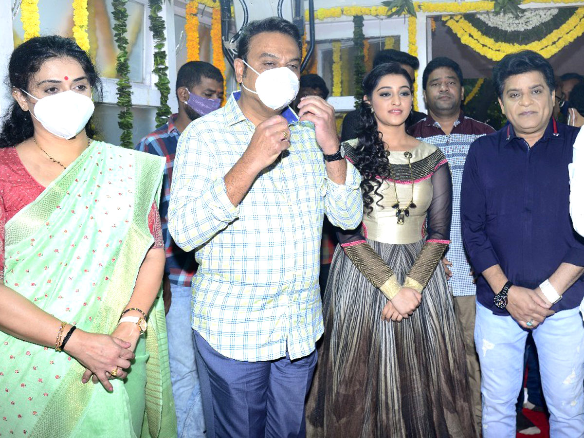 Andaru Bagundali Andulo Nenundali Movie Opening - Sakshi6