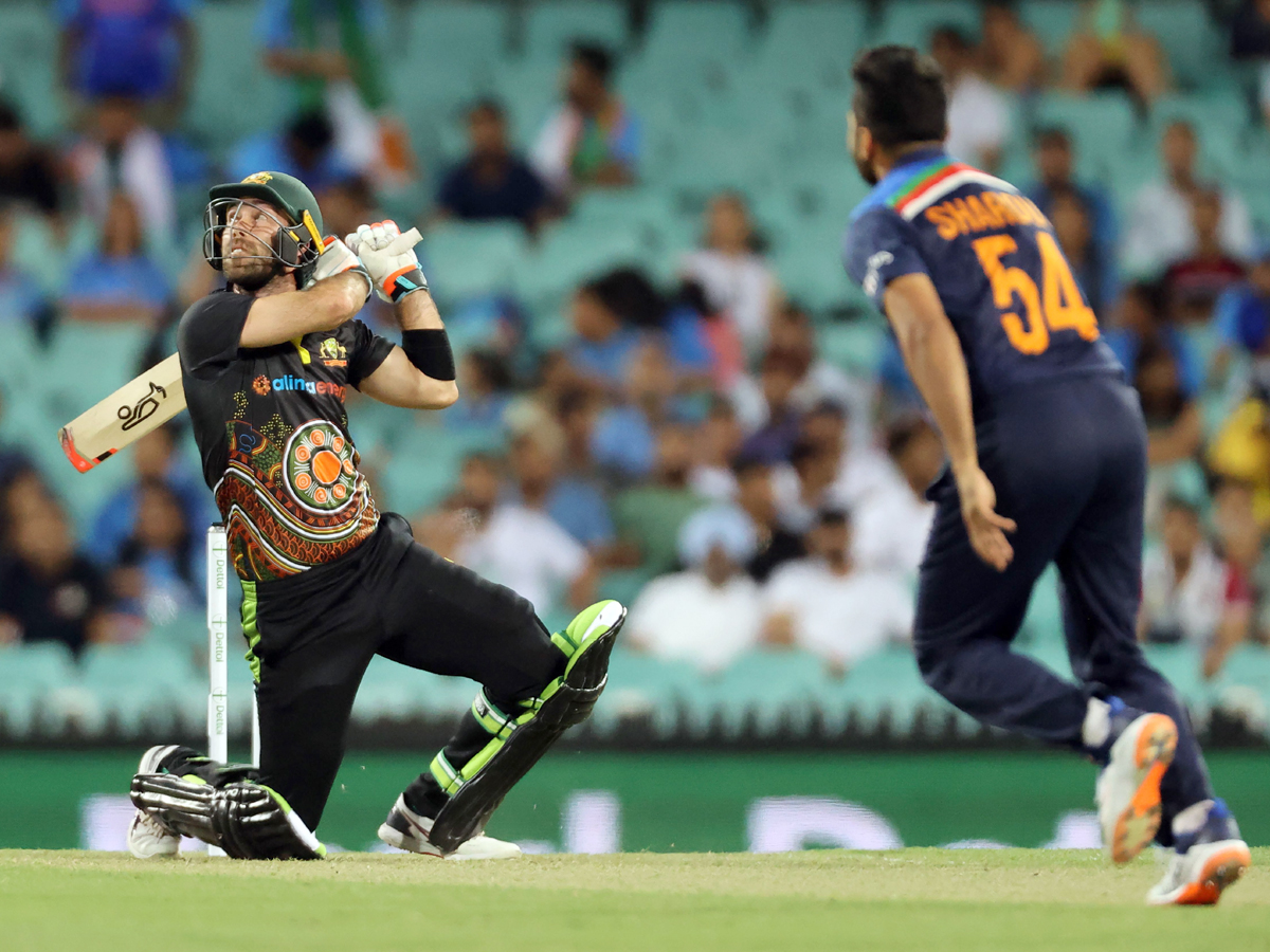 India beat Australia by 6 wickets in 2nd T20 to take series Photo Gallery - Sakshi2