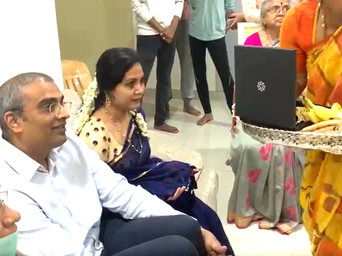Singer Sunitha Engagement Photos, Ram Verapaneni - Sakshi5