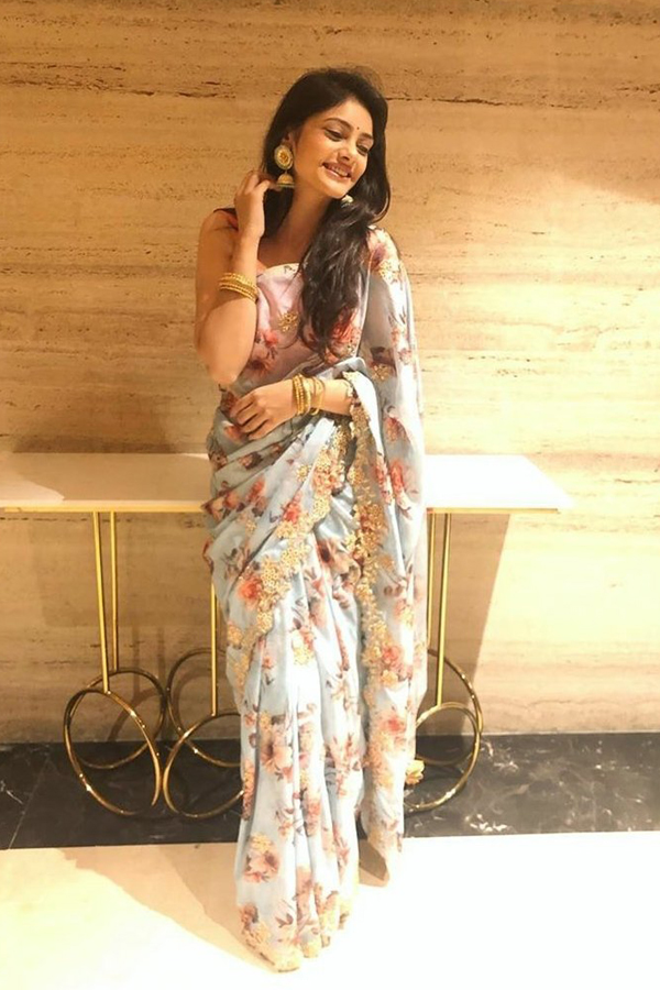 Telugu actress Rahasya Gorak Photos - Sakshi13