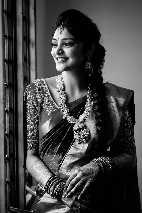 Telugu actress Rahasya Gorak Photos - Sakshi14