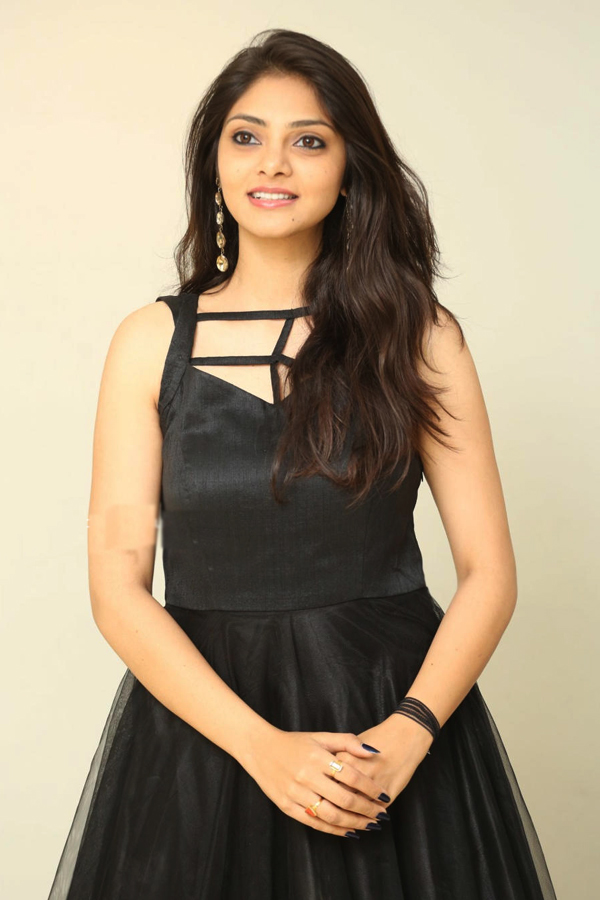 Telugu actress Rahasya Gorak Photos - Sakshi36