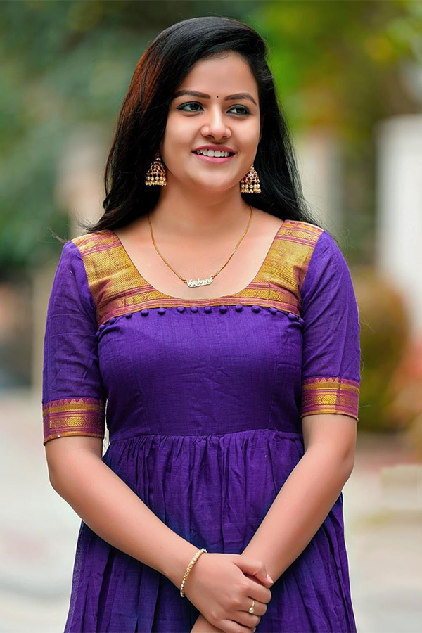 Vaishnavi Chaitanya HD Images, Photos From Instagram, The Software DevLOVEper - Sakshi29