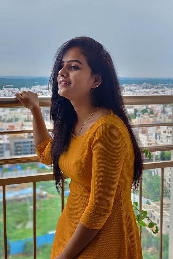 Vaishnavi Chaitanya HD Images, Photos From Instagram, The Software DevLOVEper - Sakshi33