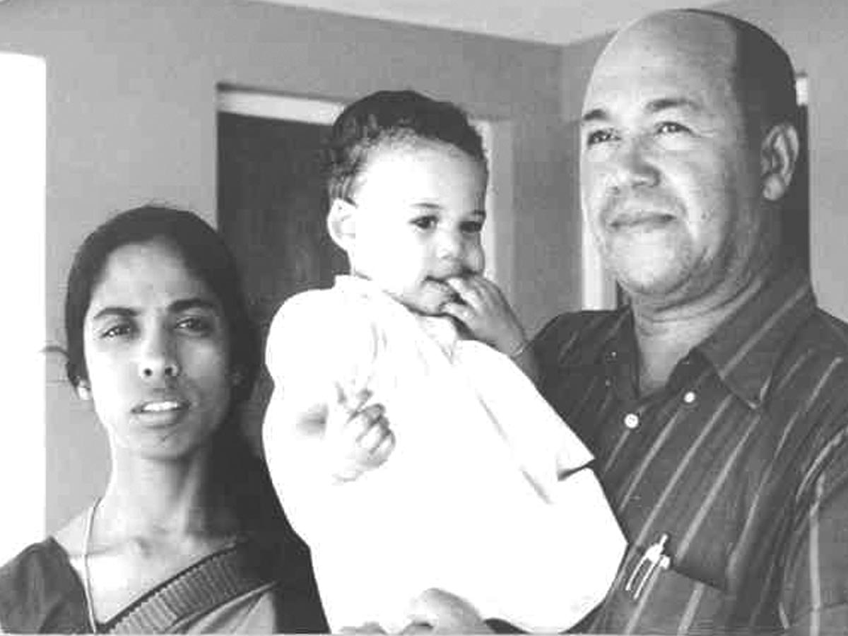Kamala Harris Rare Photos Photo Gallery - Sakshi11